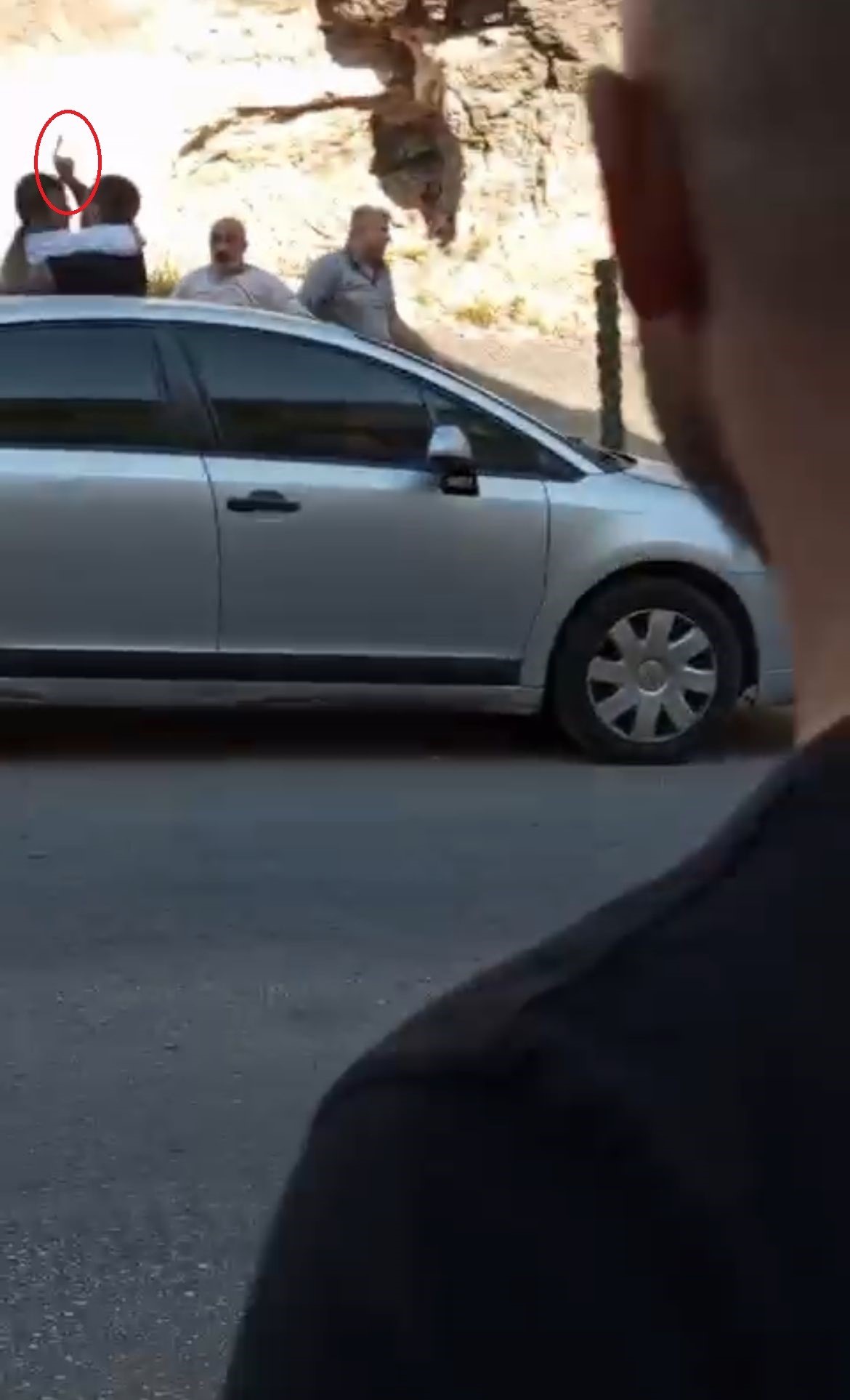 OTOPARK YÜZÜNDEN DÖRT KİŞİYİ BÖYLE VURDU
