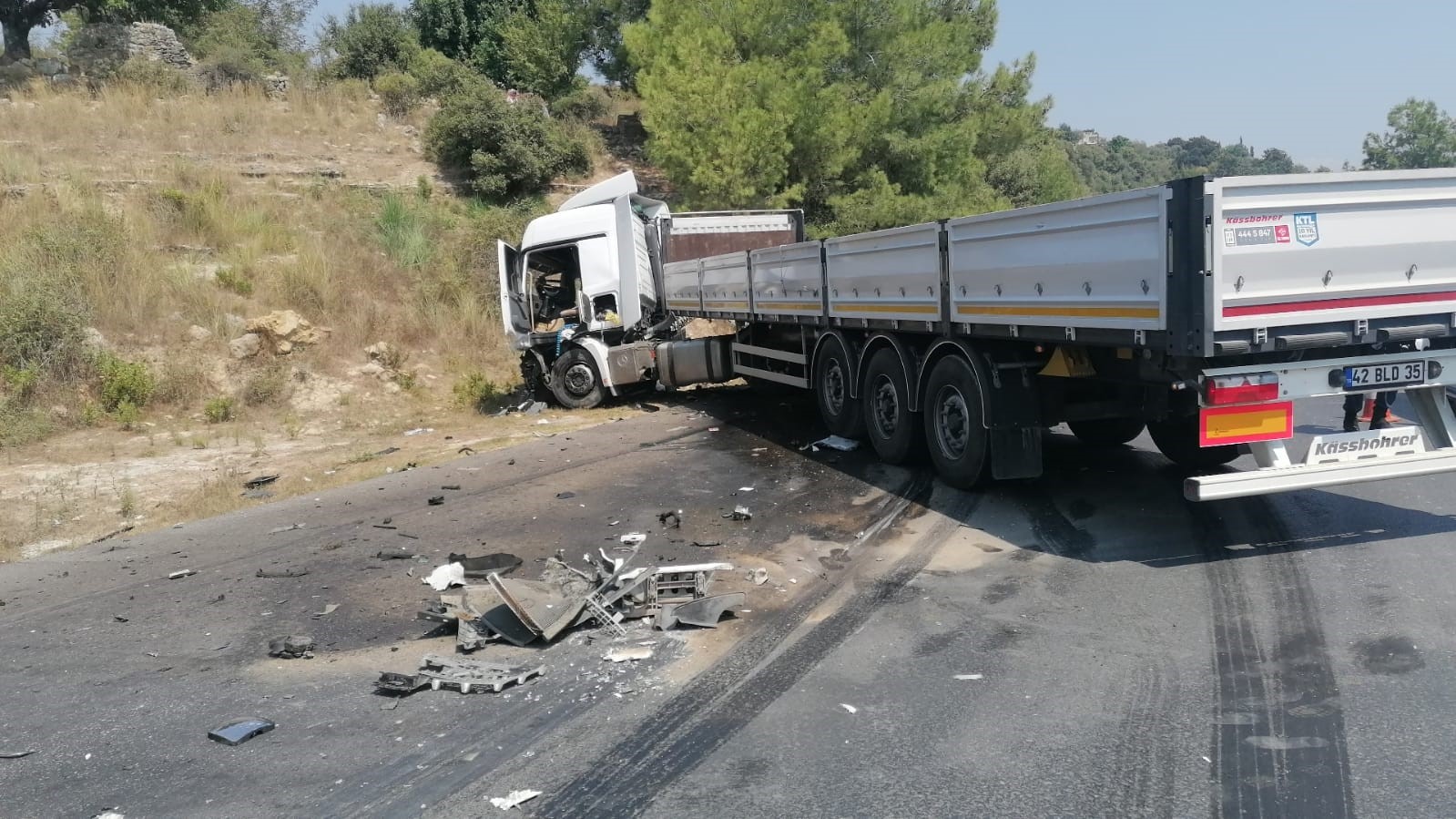FECİ KAZA: 2 ÖLÜ