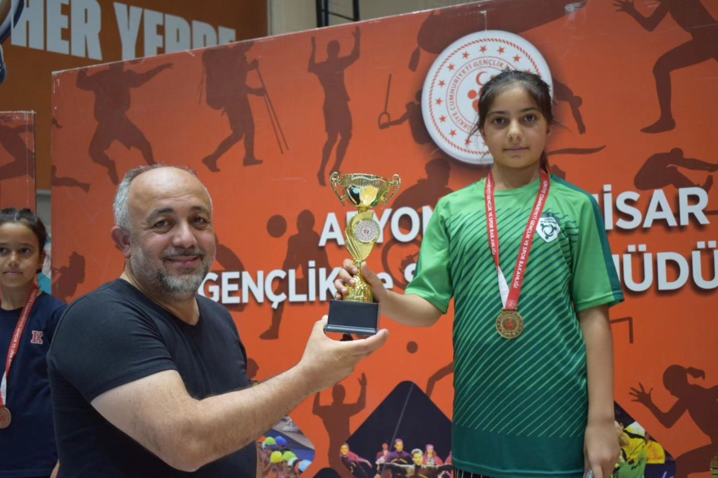 ZAFER KUPASI MASA TENİSİ TURNUVASI TAMAMLANDI