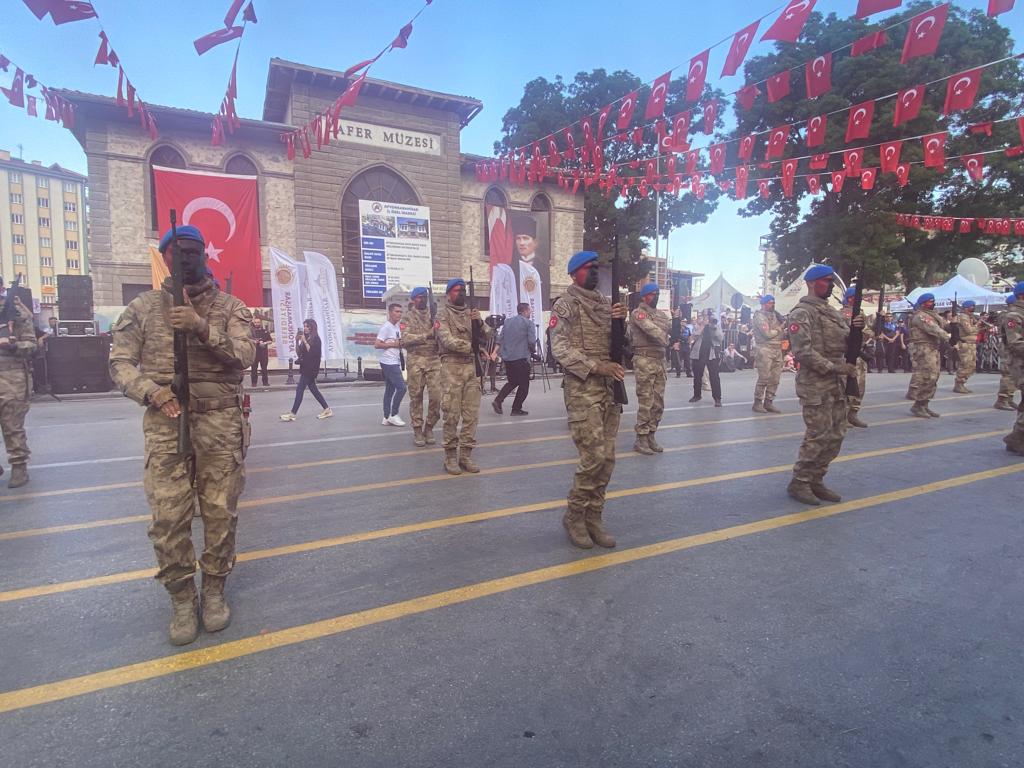 AFYON BÜYÜK ZAFERİ COŞKU İLE KUTLADI