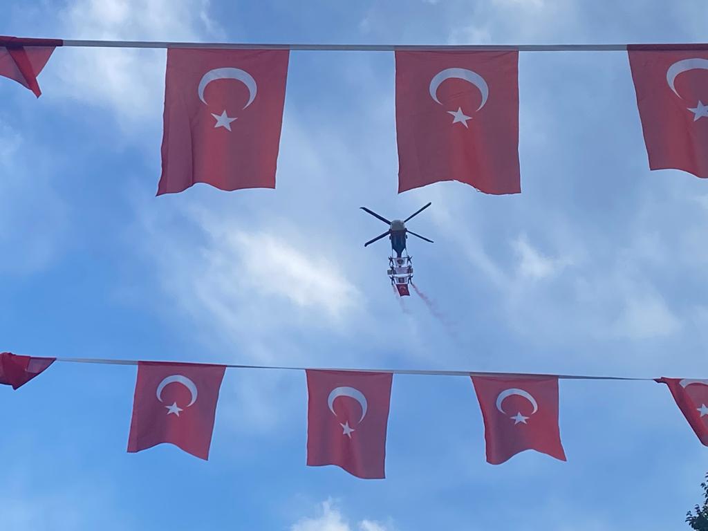 KARTALLARDAN UNUTULMAZ GÖSTERİ