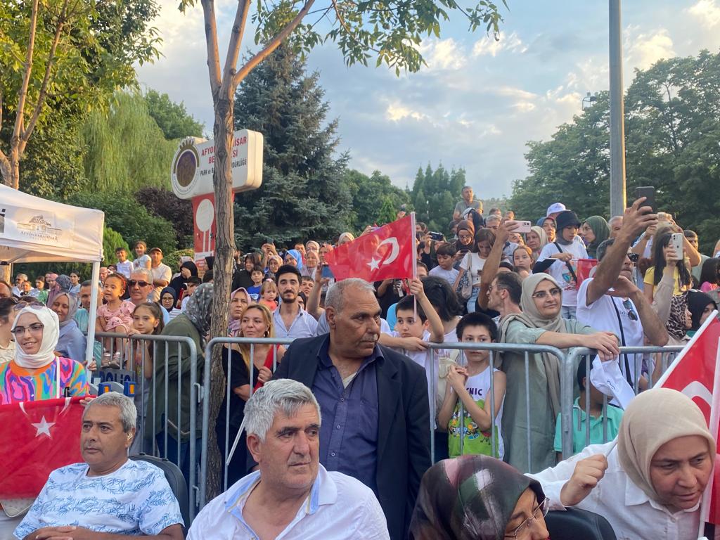 100.YIL KUTLAMALARI HALK TARAFINDAN YOĞUN İLGİ GÖRDÜ