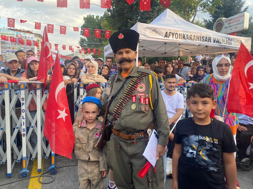100.YIL KUTLAMALARI HALK TARAFINDAN YOĞUN İLGİ GÖRDÜ