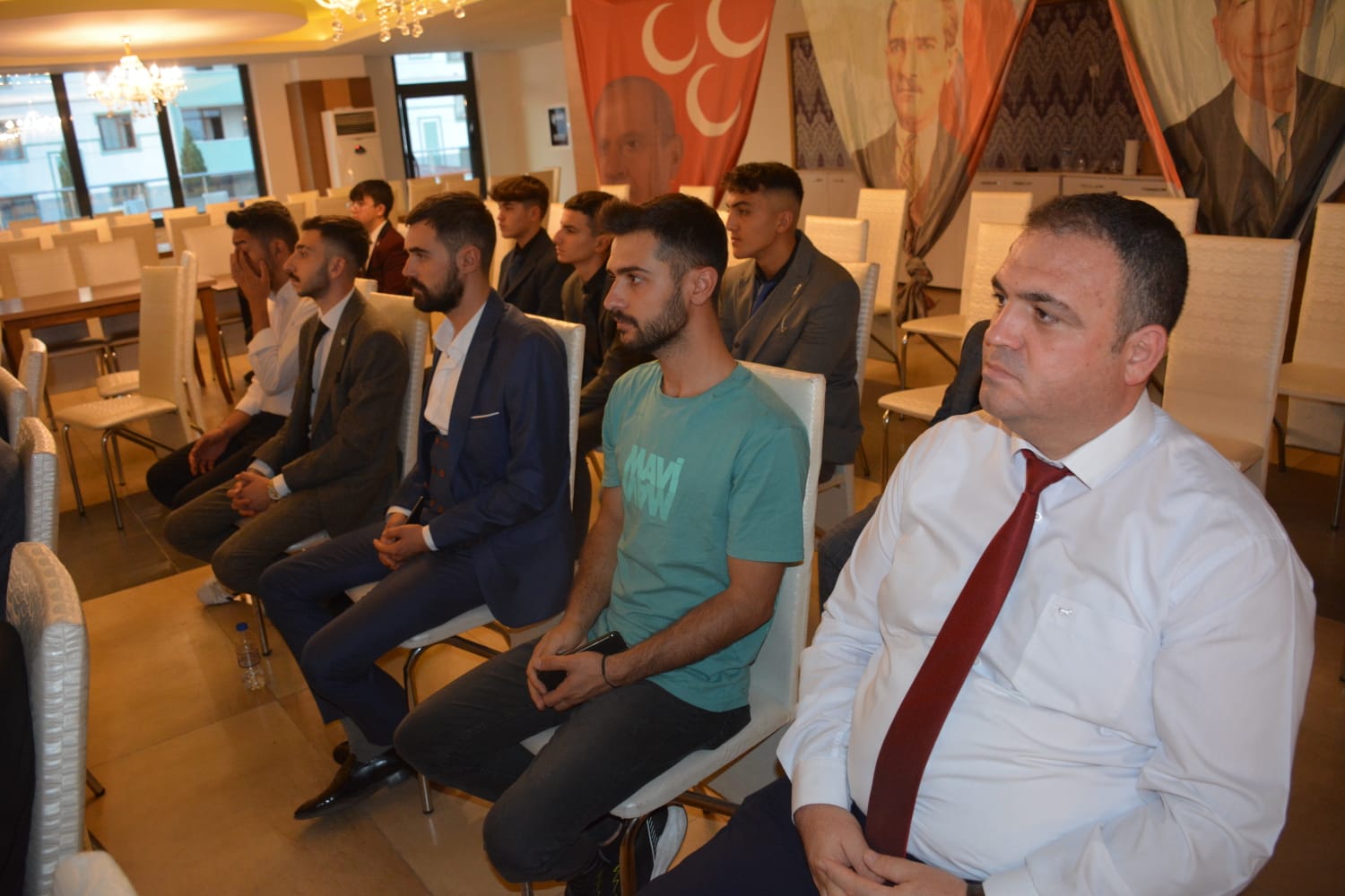 "ÜLKÜ OCAKLARI ÇOK ŞEREFLİ BİR YERDİR"