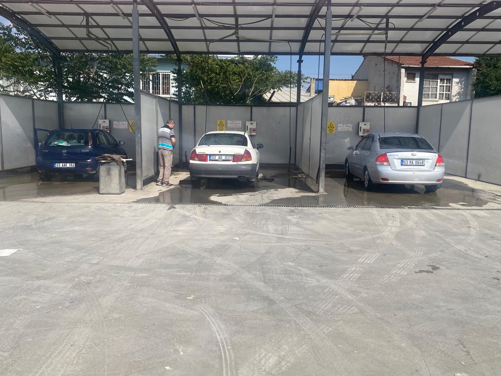 PAHALILIK ARTTI OTO YIKAMACILAR BOŞALDI