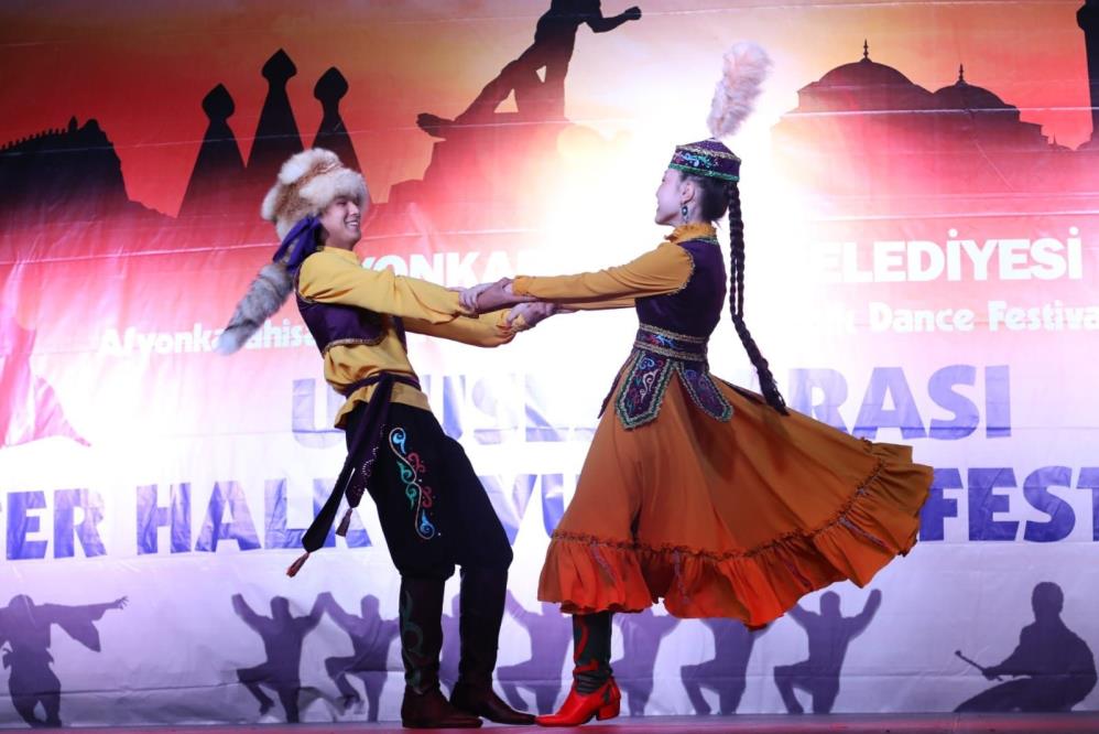 AKARÇAY'DA MUHTEŞEM GÖSTERİ