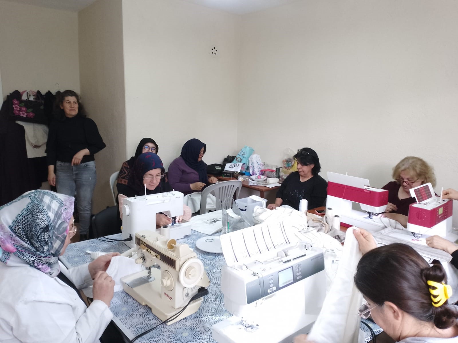 KURSLARDA BAŞARILI OLAN 28 KURSİYERE SERTİFİKA VERİLDİ