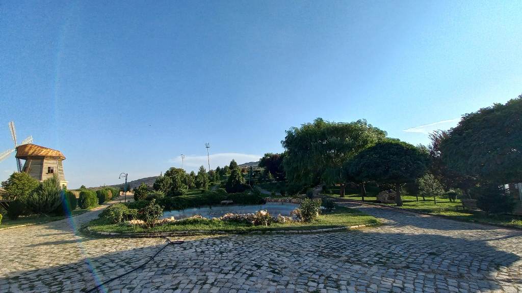 AFYON’UN ORTASINDA KENT ORMANI