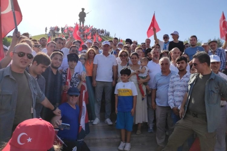 MUHARREM İNCE'DEN DUMLUPINAR ŞEHİTLİĞİ'NE ZİYARET