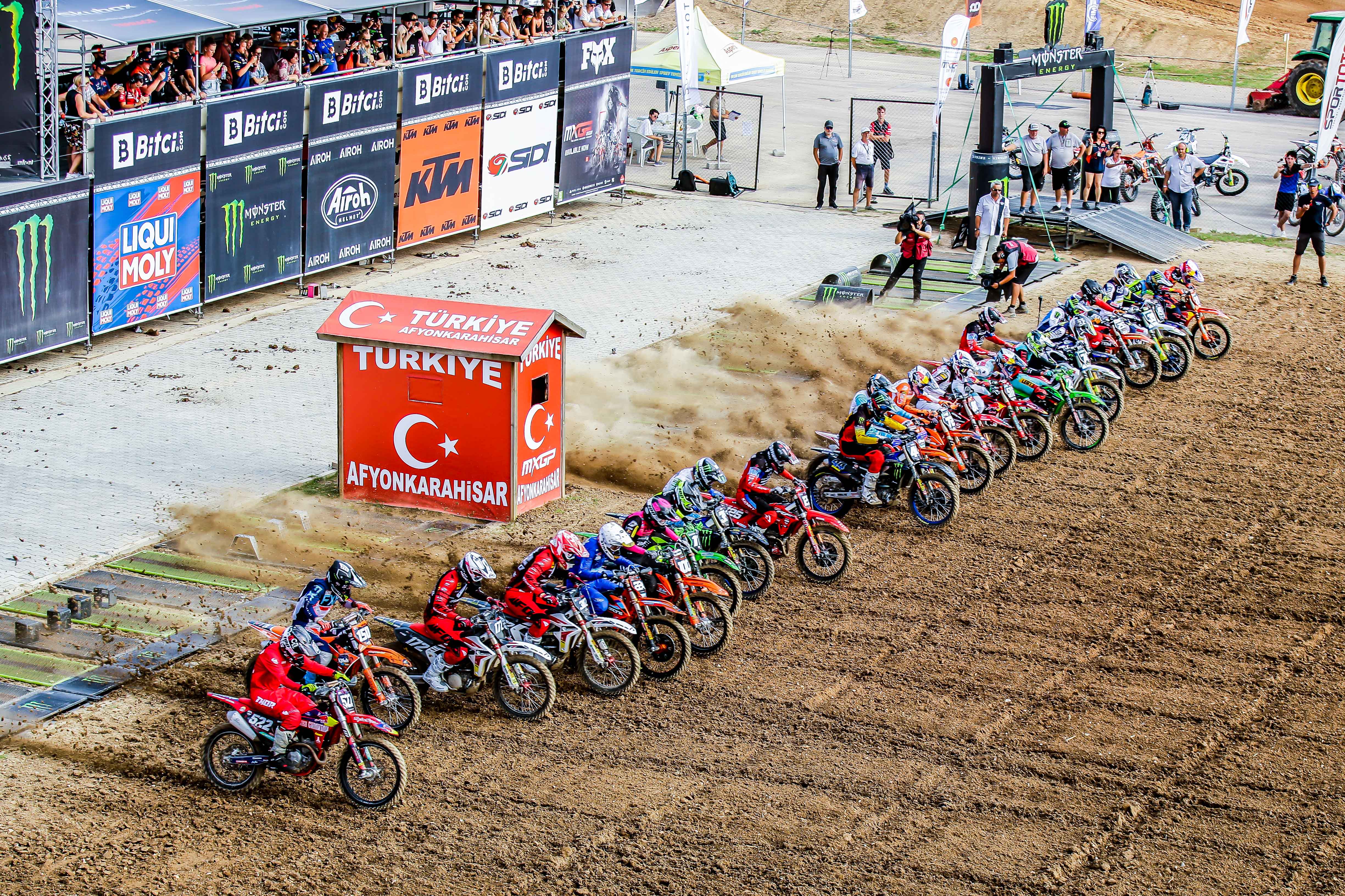 ŞAMPİYONLARIN YARIŞI MXGP TÜRKİYE BAŞLIYOR