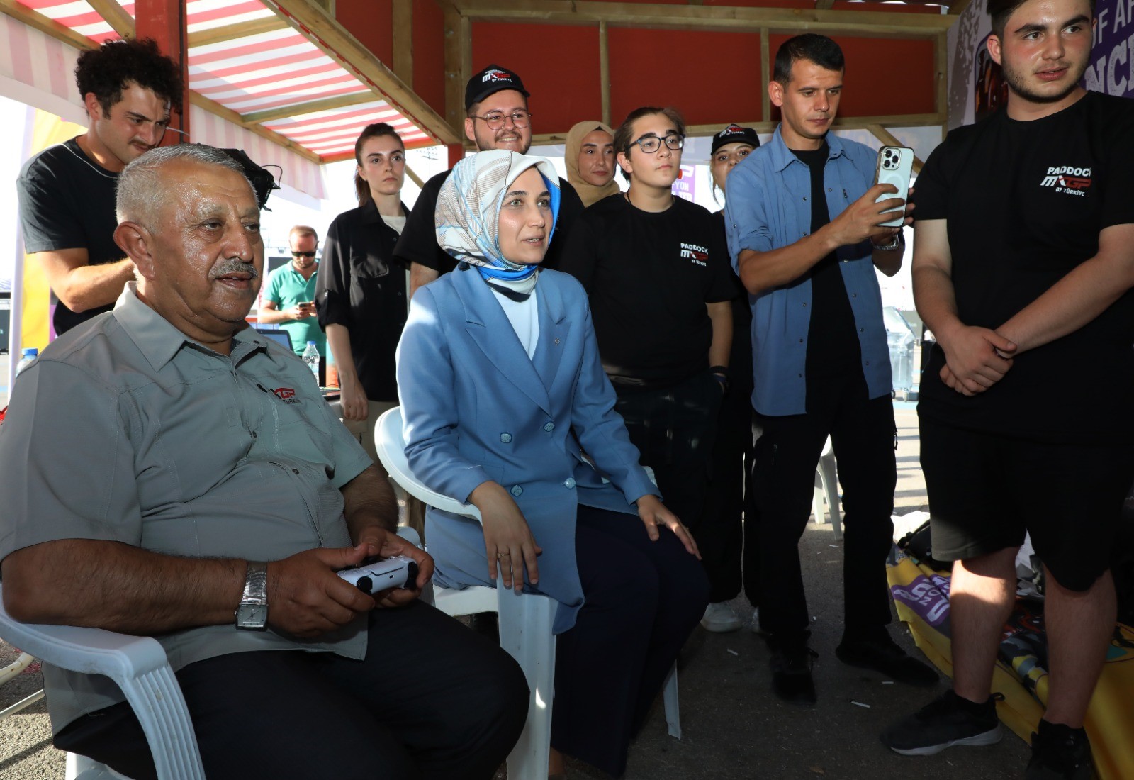 VALİ VE BELEDİYE BAŞKANI DİJİTAL DÜNYADA TER DÖKTÜ