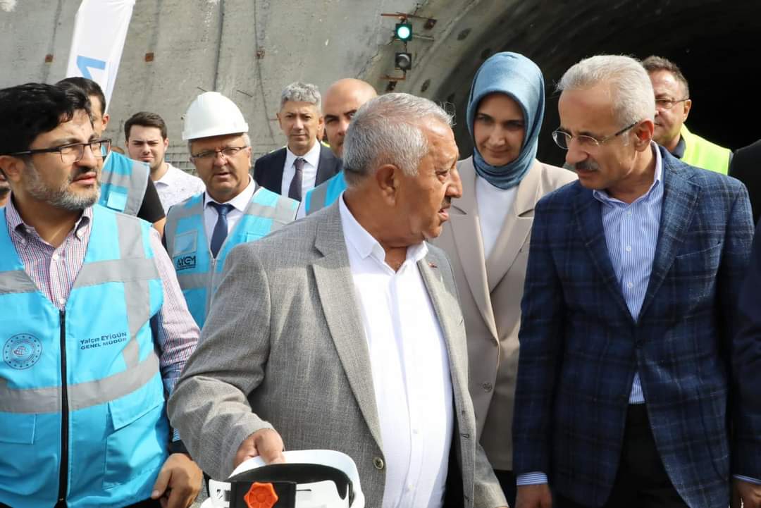 ULAŞTIRMA VE ALTYAPI BAKANI URALOĞLU AFYON'DA