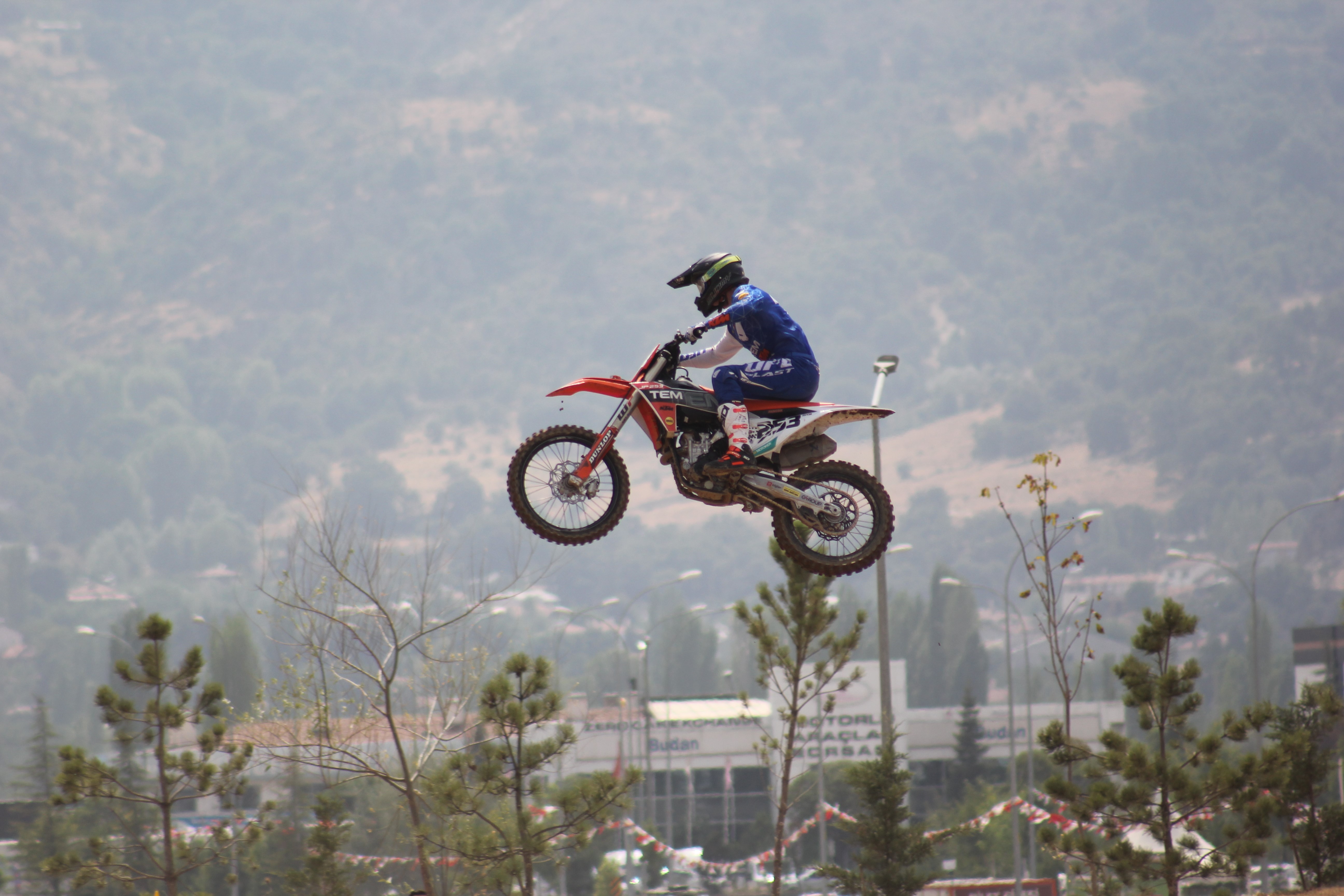 MXGP HEYECANI SIRALAMA YARIŞLARIYLA BAŞLADI
