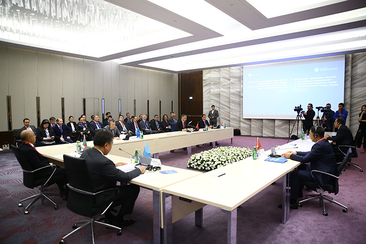 İÇİŞLERİ BAKANI ALİ YERLİKAYA