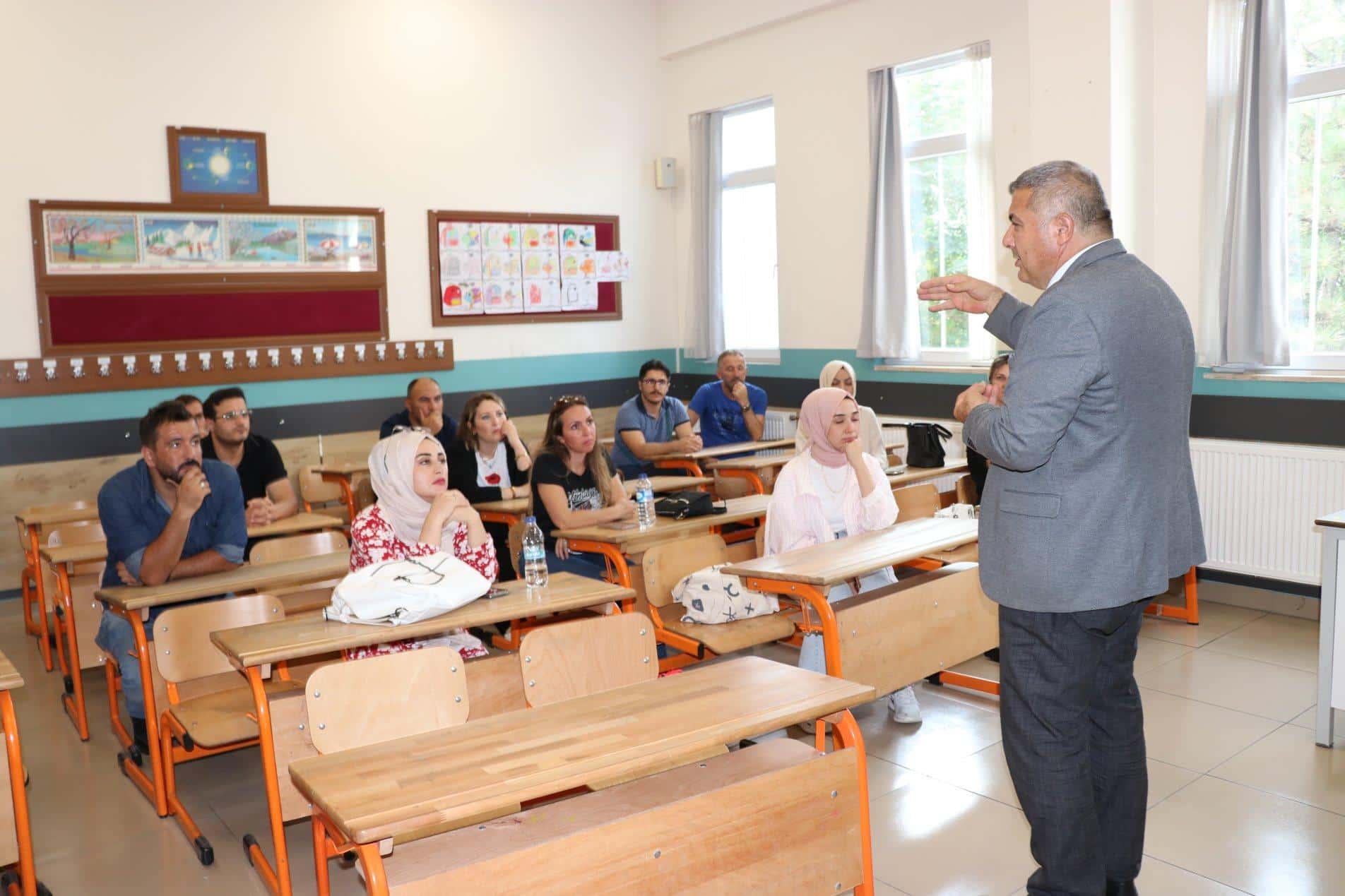 SINIF VE ALAN ZÜMRE TOPLANTILARI YAPILDI