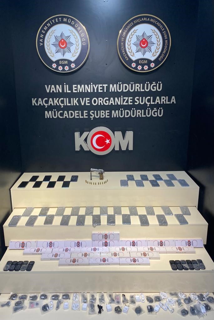 TARİHİ ESER KAÇAKÇILARI YAKAYI ELE VERDİ