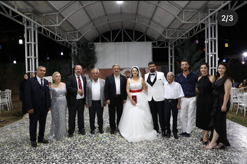 MUTLULUĞU AFYON'DA BULDU NİKAH ŞAHİTLERİ MİLLETVEKİLİ OLDU
