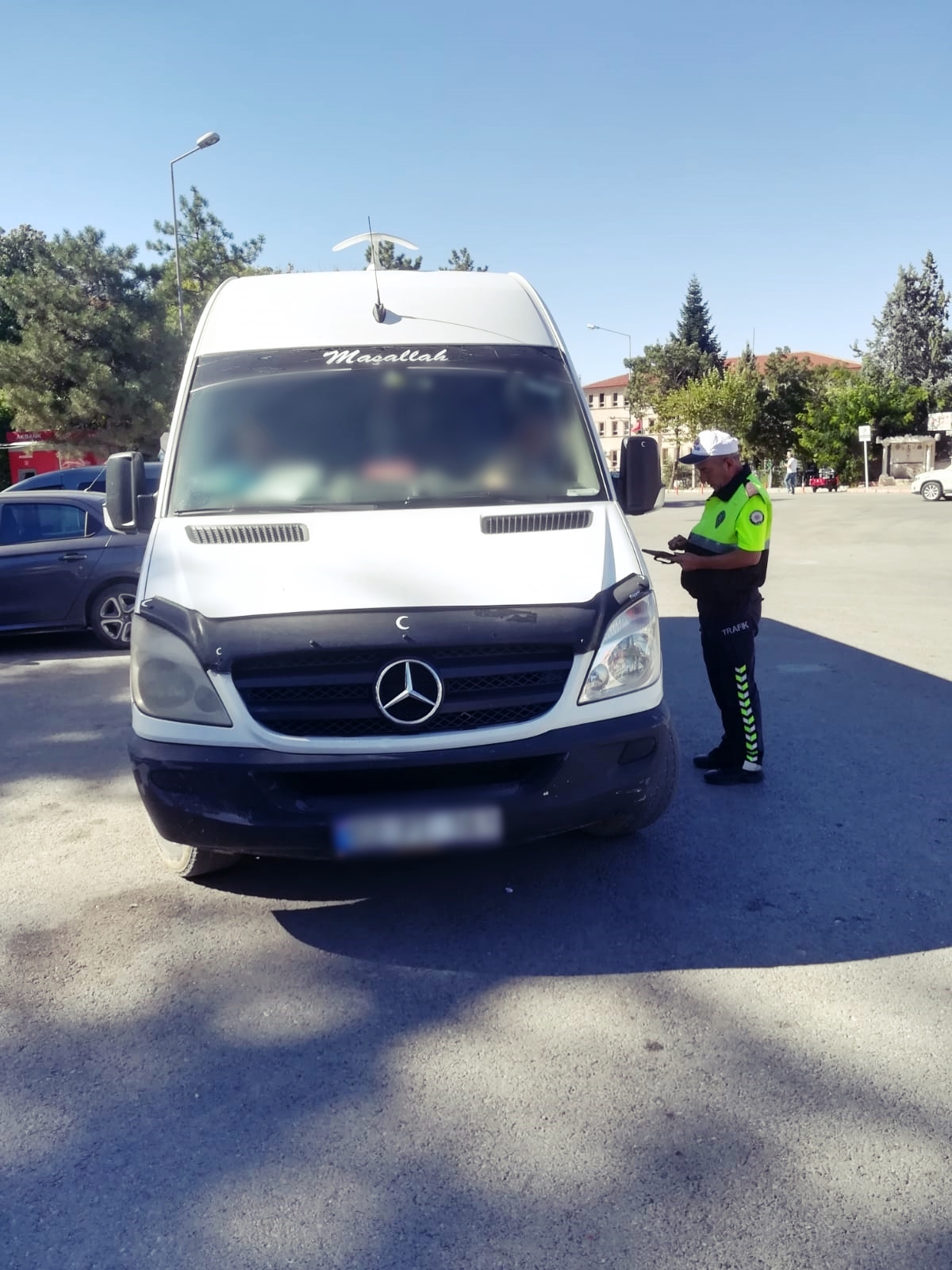 EĞİTİM KURUMLARI ÇEVRESİ VE SERVİSLER DENETLENİYOR