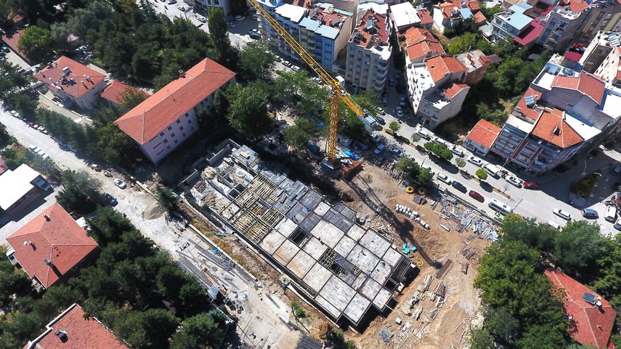 HİZMET BİNASI YAPIMI HIZLA SÜRÜYOR