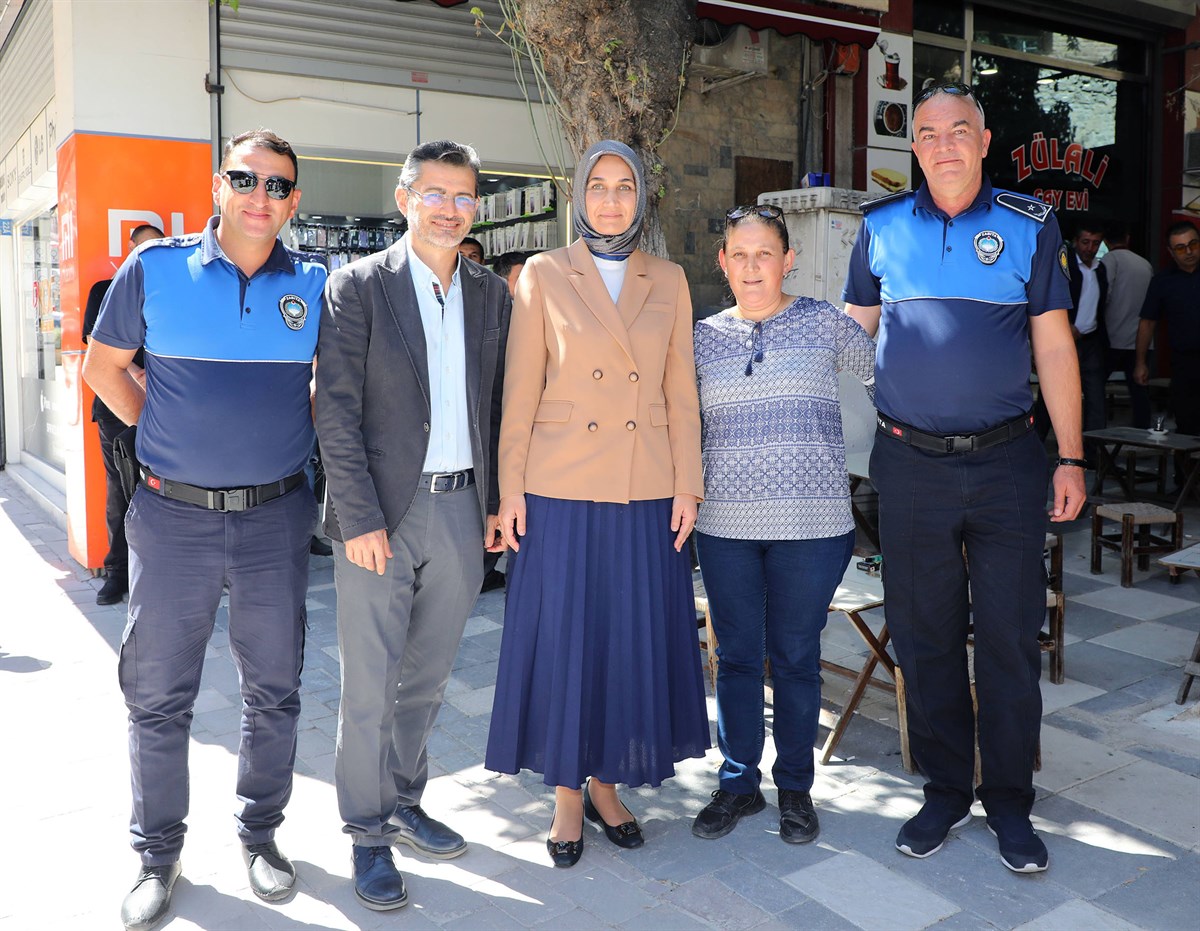 VALİ YİĞİTBAŞI'NDAN ASIRLIK ESNAF LOKANTASINA ZİYARET
