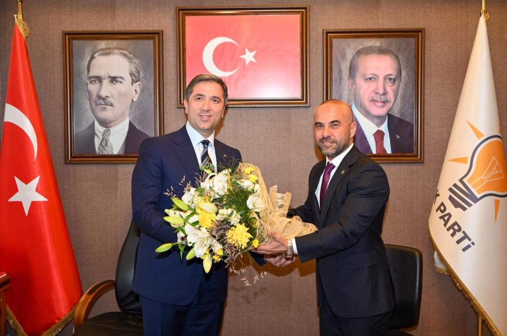 AK PARTİ GENEL BAŞKAN YARDIMCISI SARIKAYA CHP'YE YÜKLENDİ