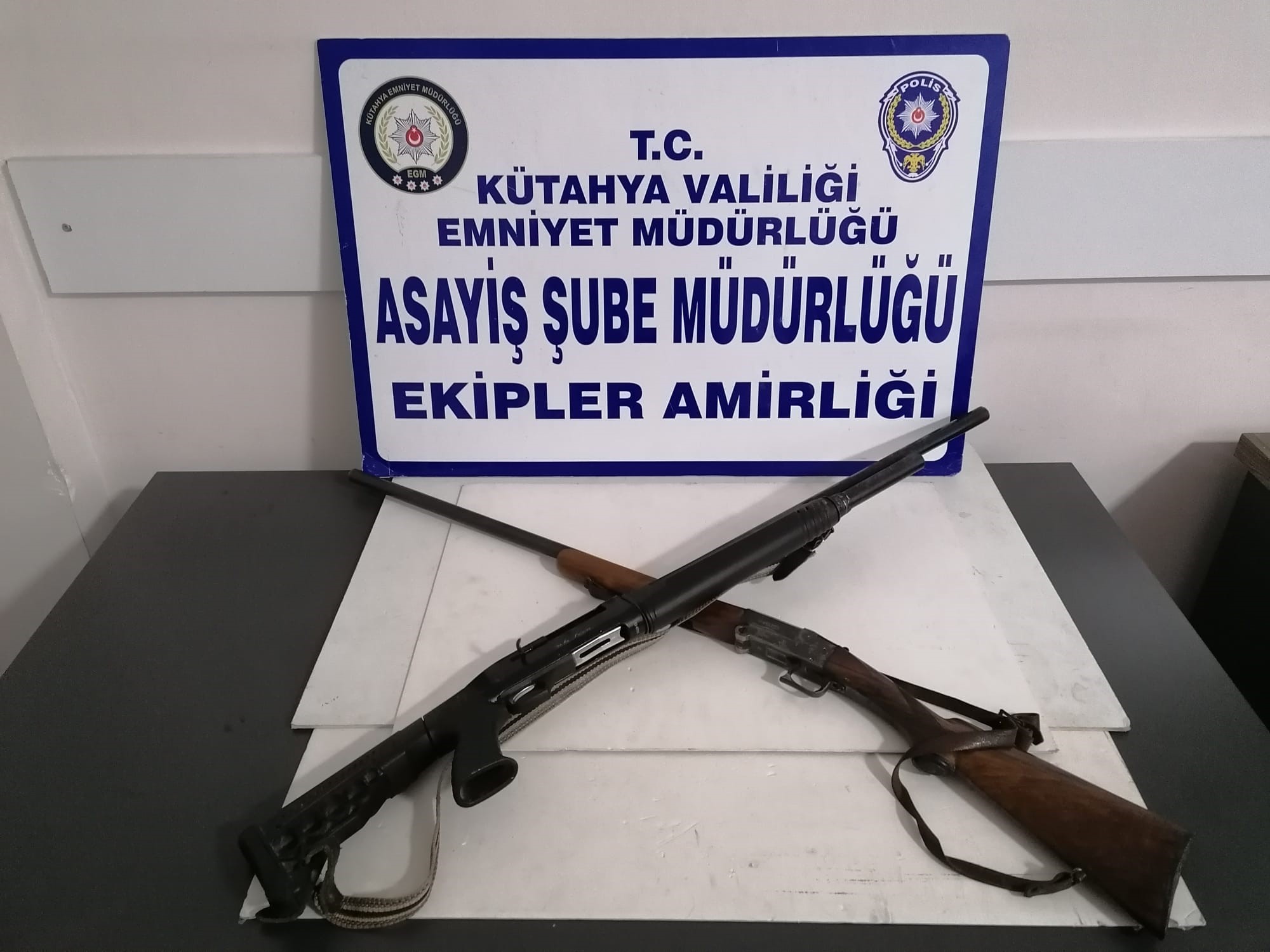 POLİS İŞ YERİ DENETİMİNE ÇIKTI