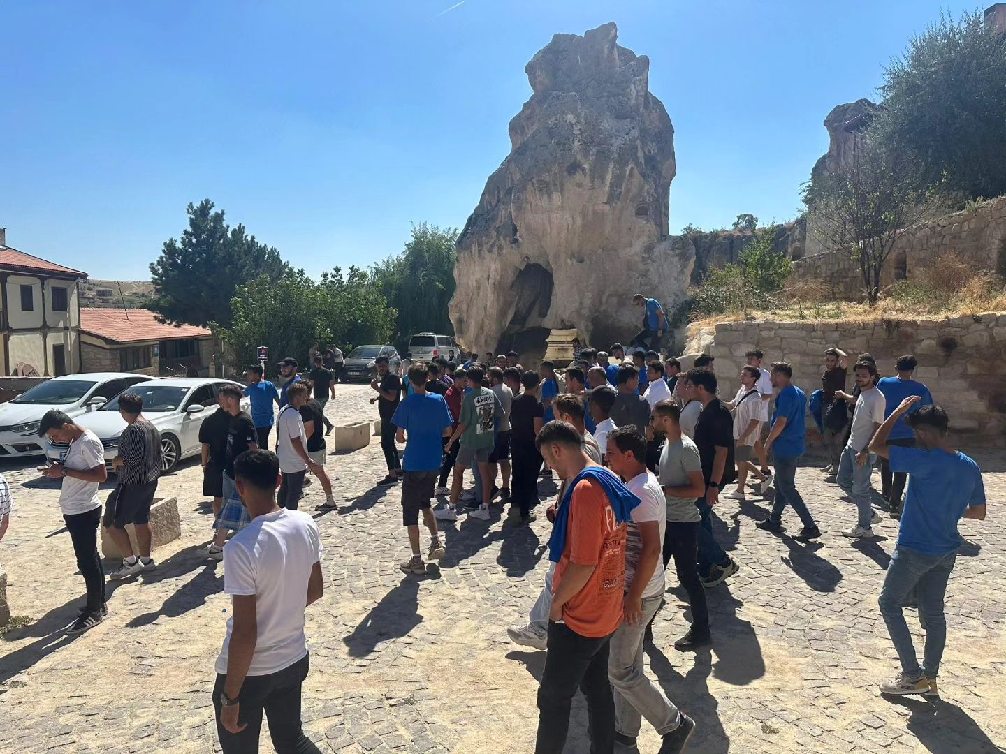 GENÇLERDEN AYAZİNİ KASABASINA KÜLTÜREL GEZİ