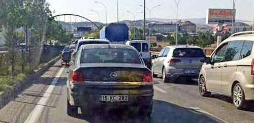 Afyonkarahisar Köprülü Kavşağının kente geliş yönü bir süre trafiğe kapatılacak