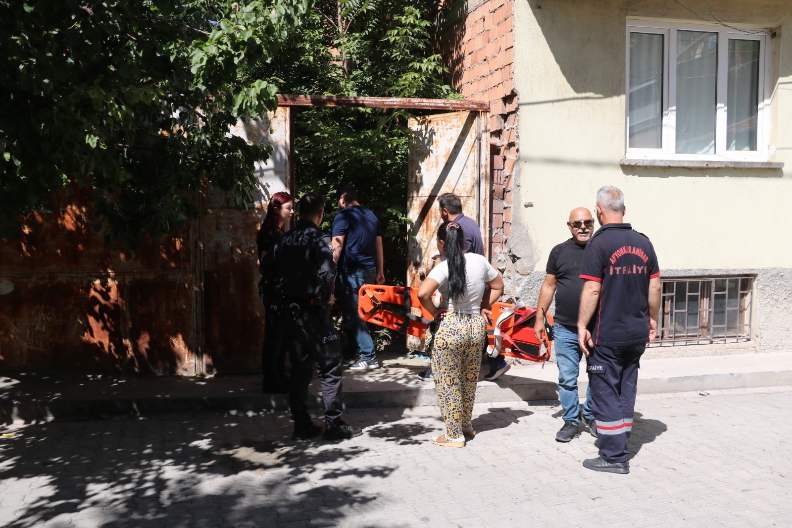 AFYON'DA İNTİHARA TEŞEBBÜS!