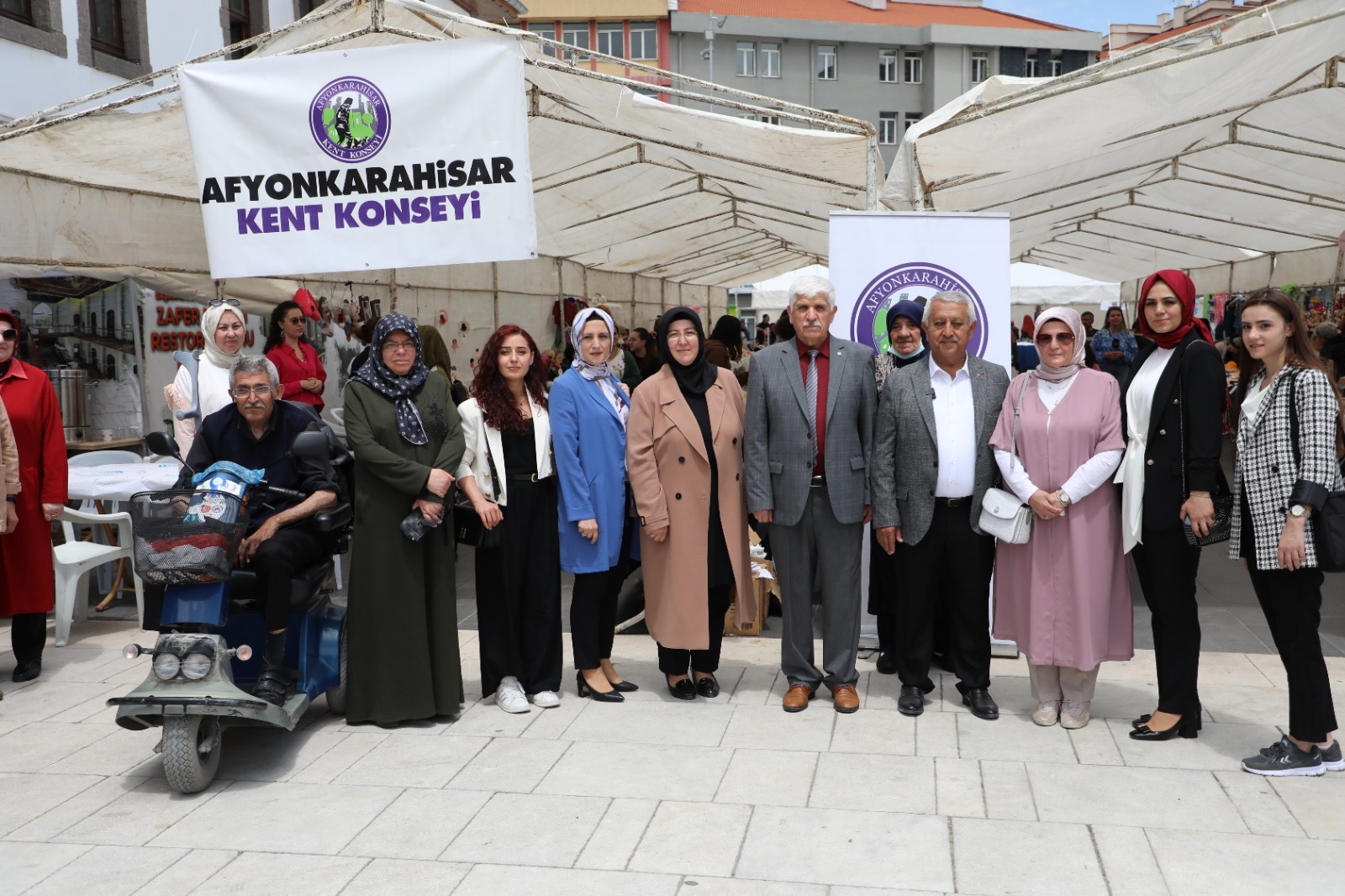 AFYONLU HANIMLAR MARİFETLERİNİ GÖSTERDİ