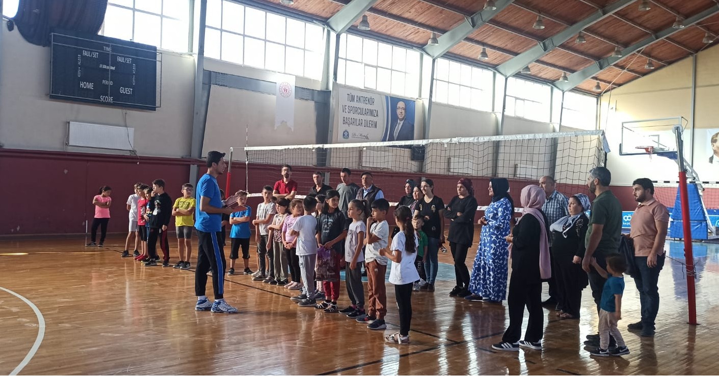 GELECEĞİN YETENEKLERİ YETİŞİYOR