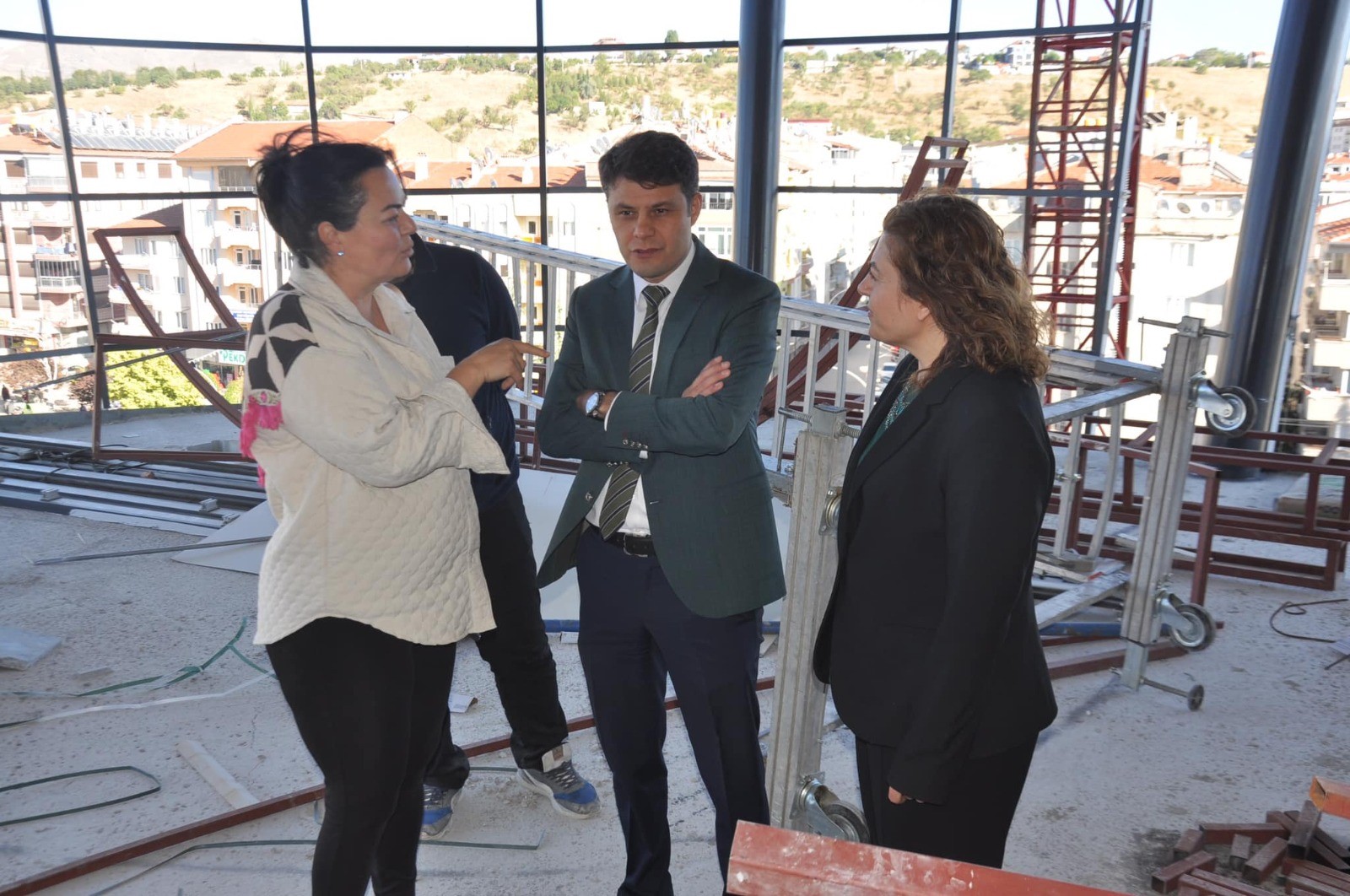 KAYMAKAM ÇENGEL ZİYARETLERDE BULUNDU