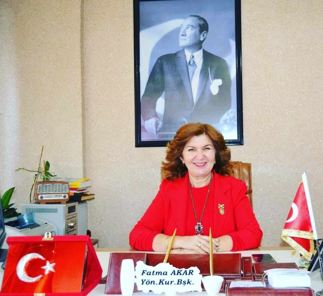 ANADOLU YAYINCILAR DERNEĞİNDEN AFYON GÜN FM'E ÖDÜL