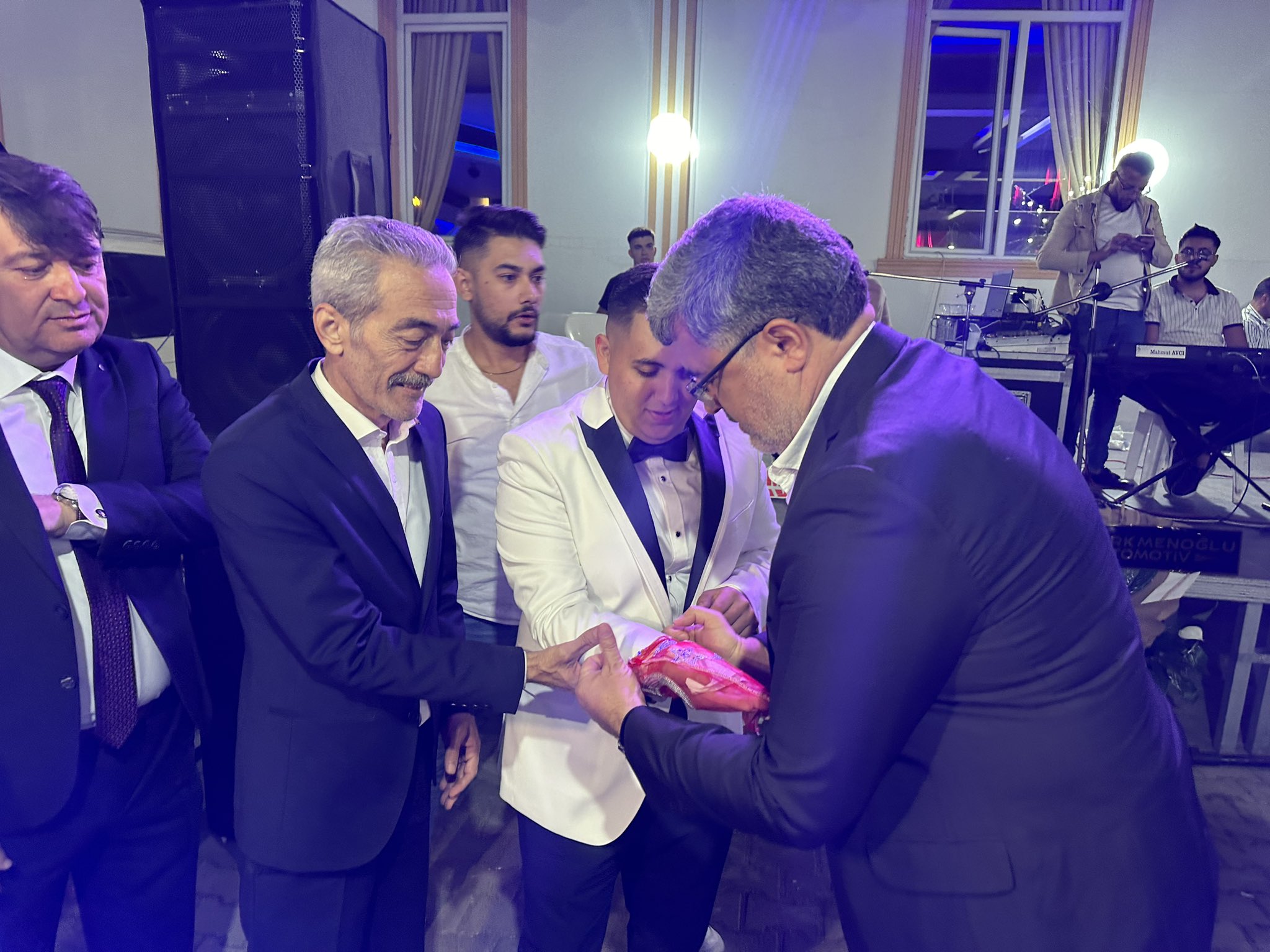 ÖZKAYA  ODA BAŞKANI KARATAŞ'IN MUTLU GÜNÜNE ORTAK OLDU