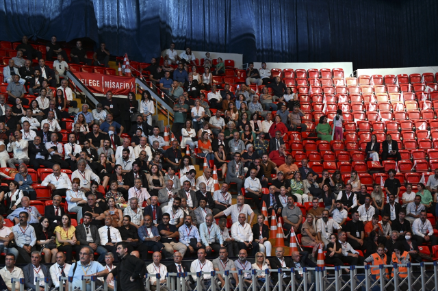 CHP ANKARA'DA KAZANAN ERKOL OLDU