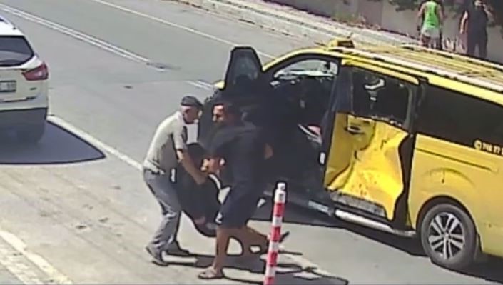 SON DAKİKA: KORKUNÇ KAZA KAMERALARA YANSIDI