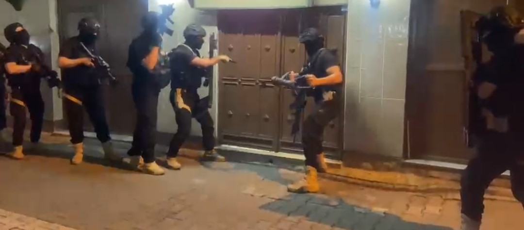 FİLM SAHNESİ DEĞİL OPERASYON