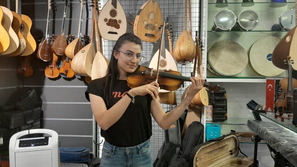 "HER YAŞTAN MÜZİK SEVERE HİTAP EDİYORUZ"