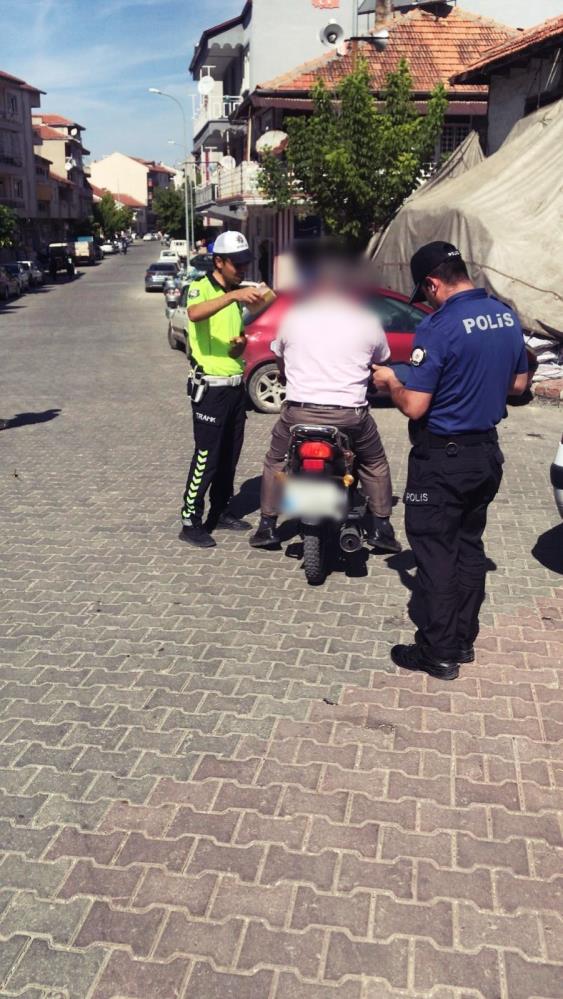 17 MOTOSİKLET TRAFİKTEN MEN EDİLDİ