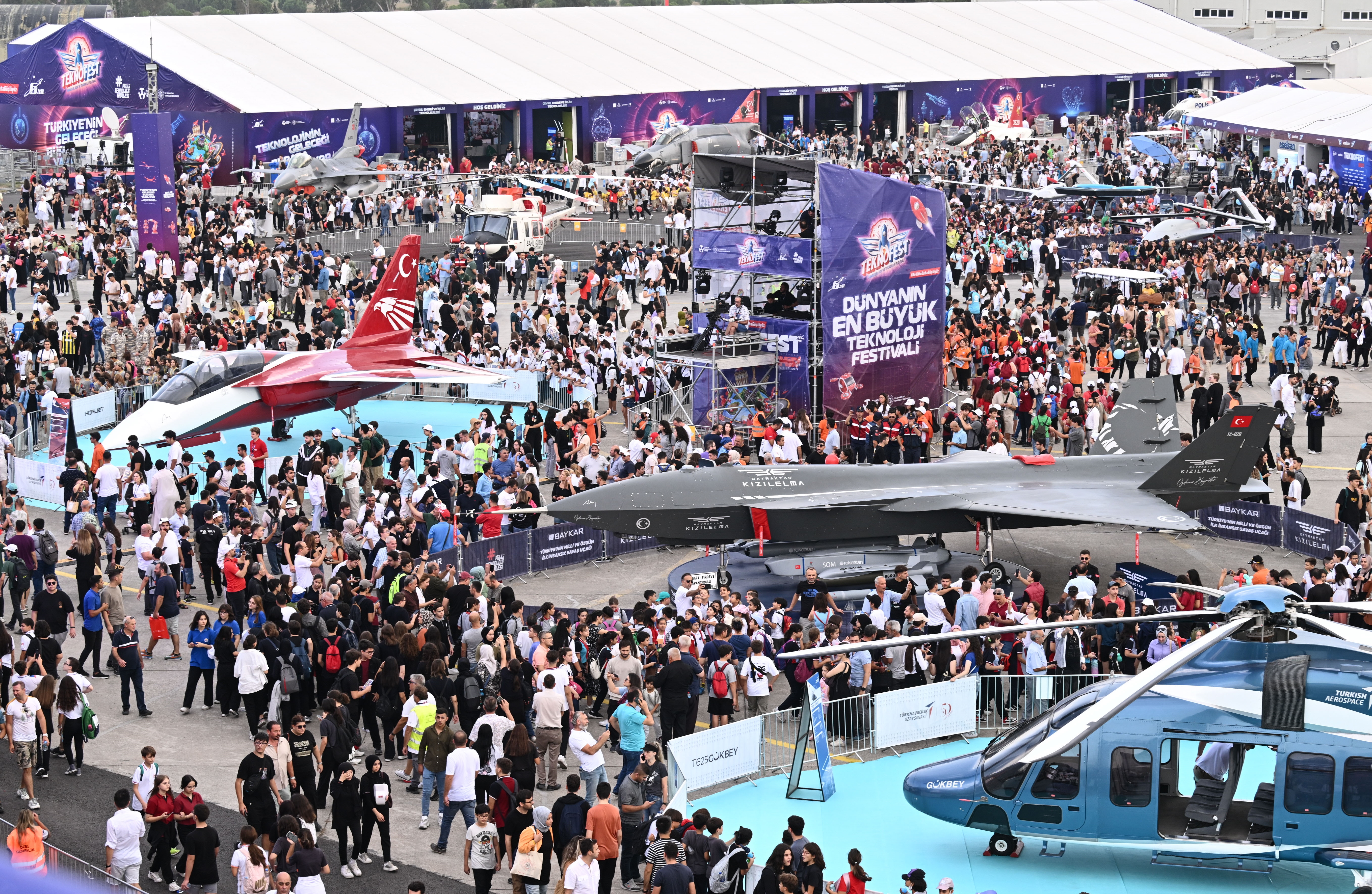 TEKNOFEST İZMİR KAPILARINI AÇTI