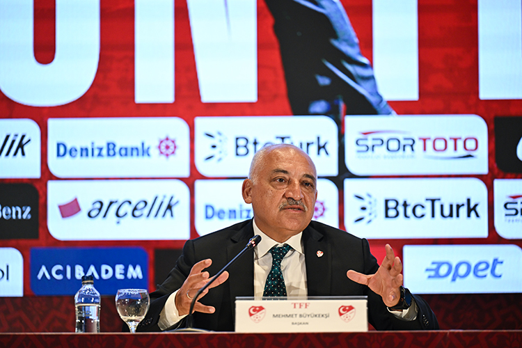 MİLLİ TAKIMDA MONTELLA DÖNEMİ BAŞLADI