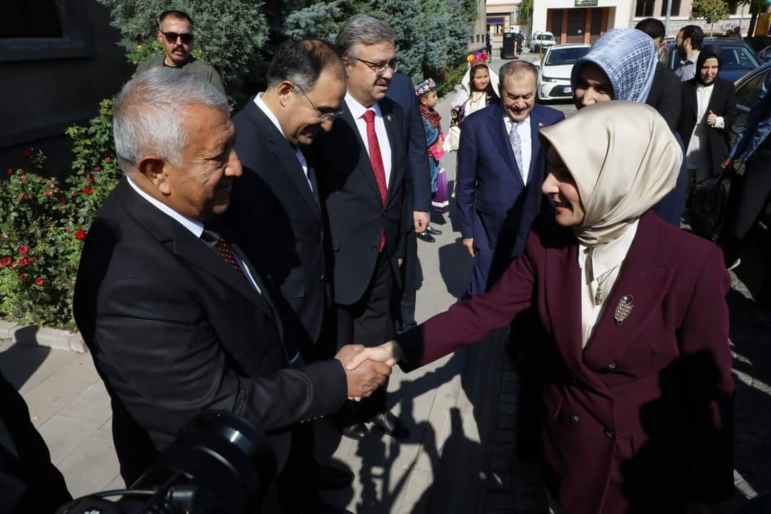 "AFYON'U  DÜNYAYA TANITACAĞIZ"