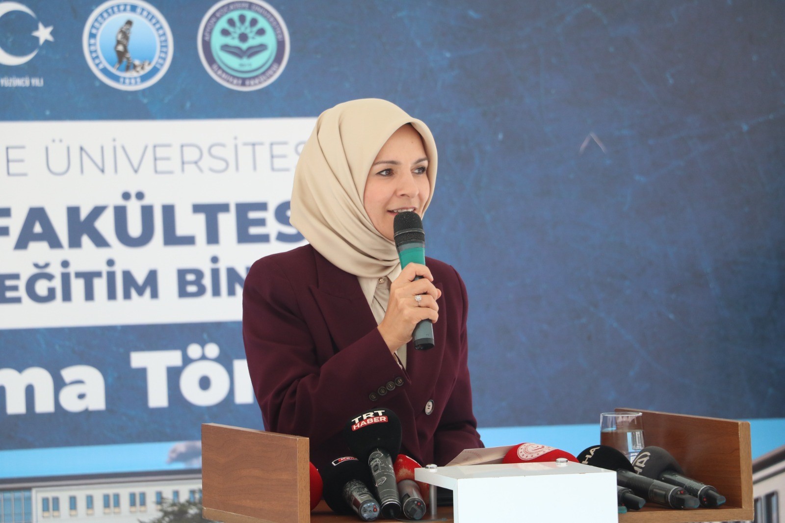 AİLE VE SOSYAL HİZMETLER BAKANI MAHİNUR ÖZDEMİR GÖKTAŞ