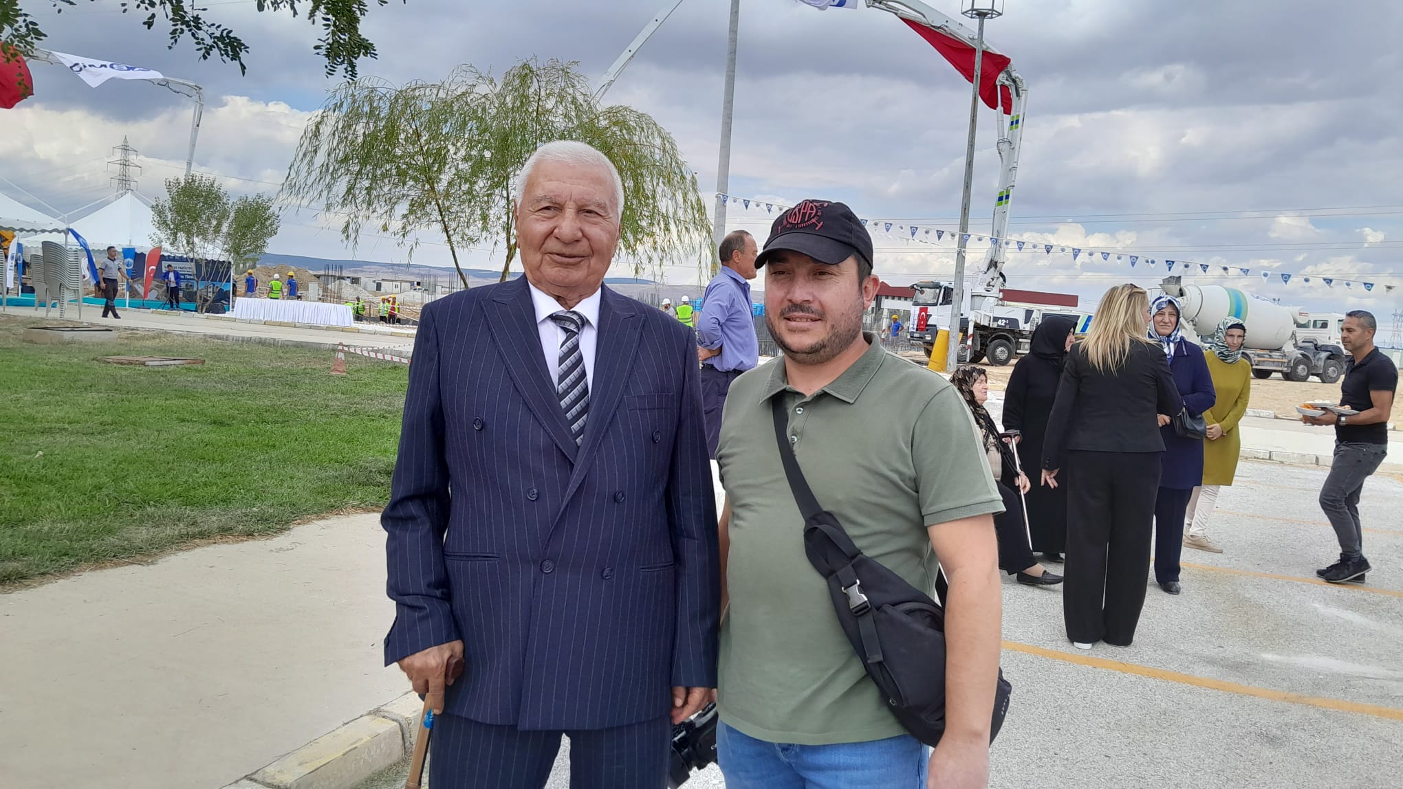 BÖYLE HİZMET HERKESE NASİP OLSUN