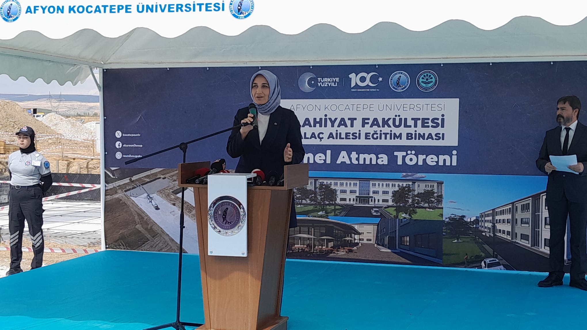"BİRÇOK ALİMİN YOLU AFYONKARAHİSAR'DAN GEÇMİŞTİR"