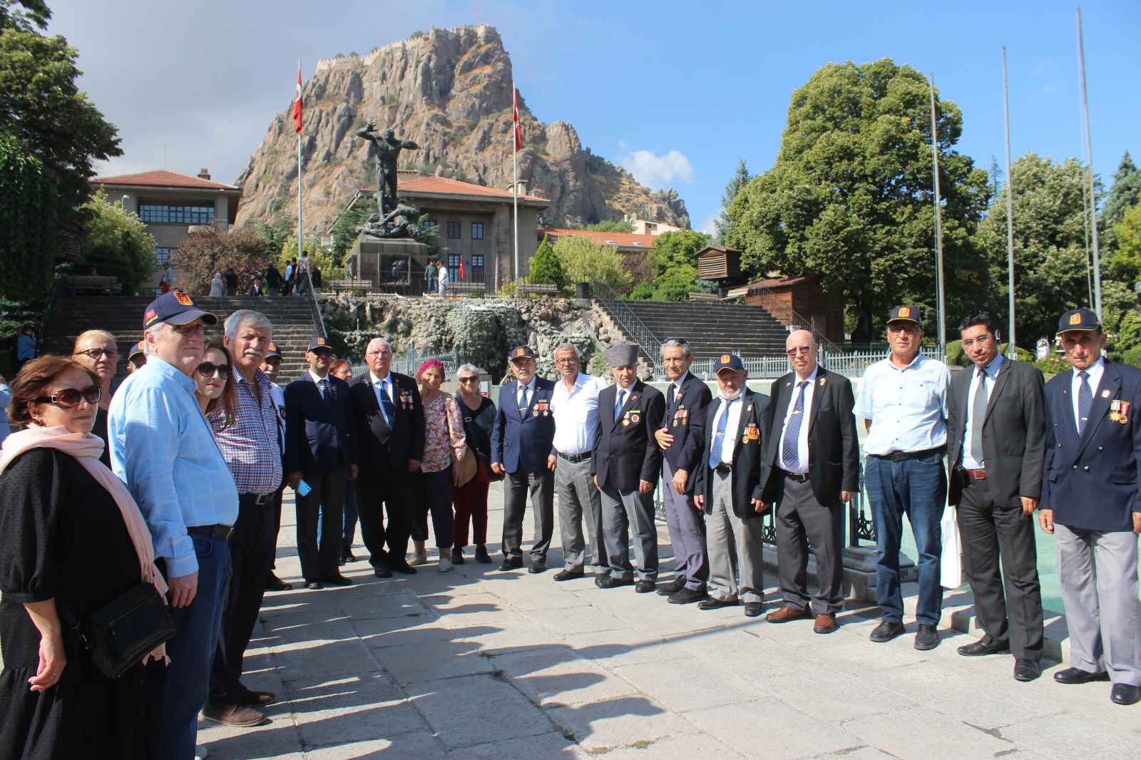 TÜRKİYE MUHARİP GAZİLER DERNEĞİ İSTANBUL AVCILAR ŞUBESİ AFYONKARAHİSAR'DA