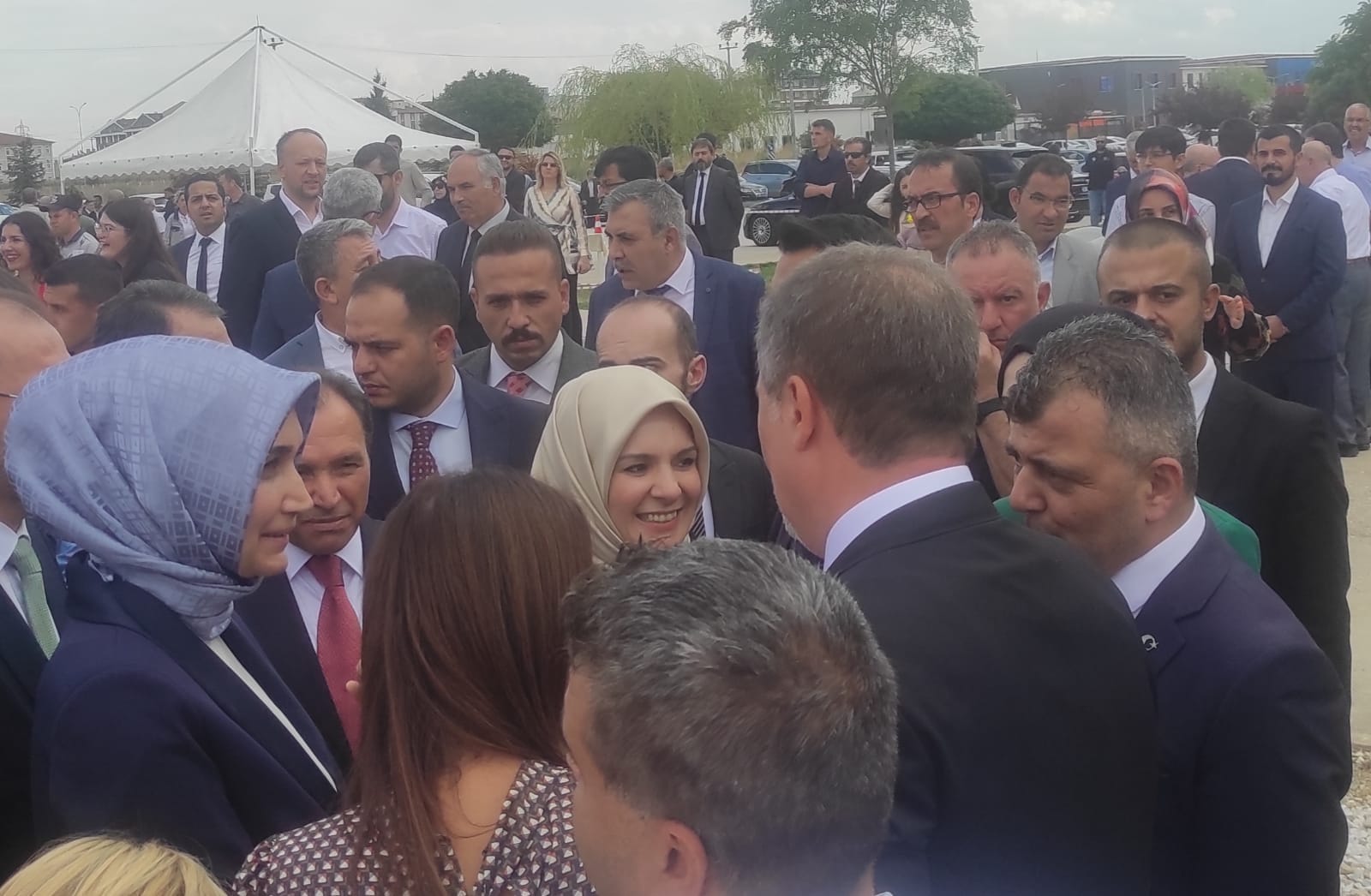 BAKAN GÖKTAŞ 'DAN MÜJDE AFYONKRAHİSAR YENİ ÜNİVERSİTESİ İLE BULUŞUYOR