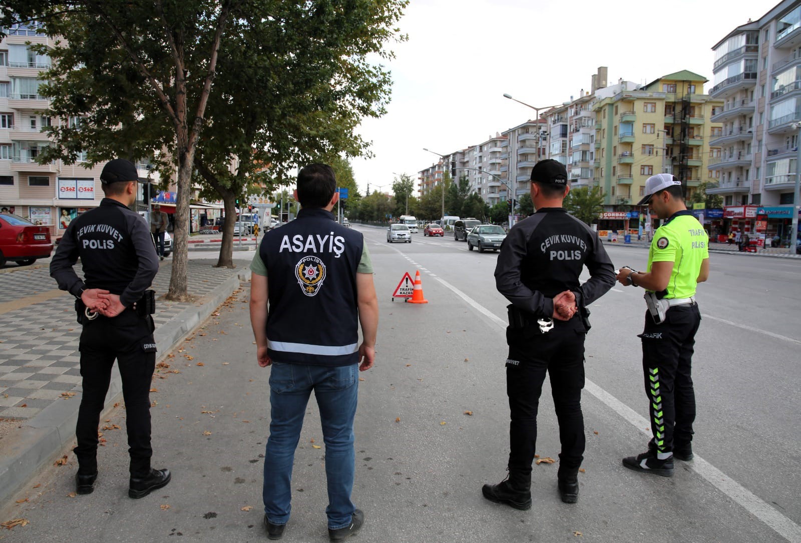 AFYON'DA 24 ARACA 14 BİN 862 TL CEZA KESİLDİ