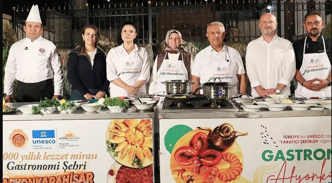 GASTRO FESTTE  TÜRK  HALK MÜZİĞİ EZGİLERİ GÜNÜ