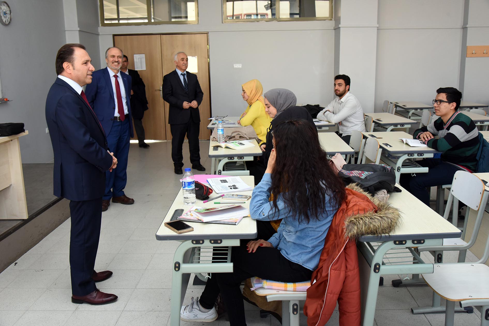 42 BİN ÖĞRENCİ YARIN DERS BAŞI YAPACAK